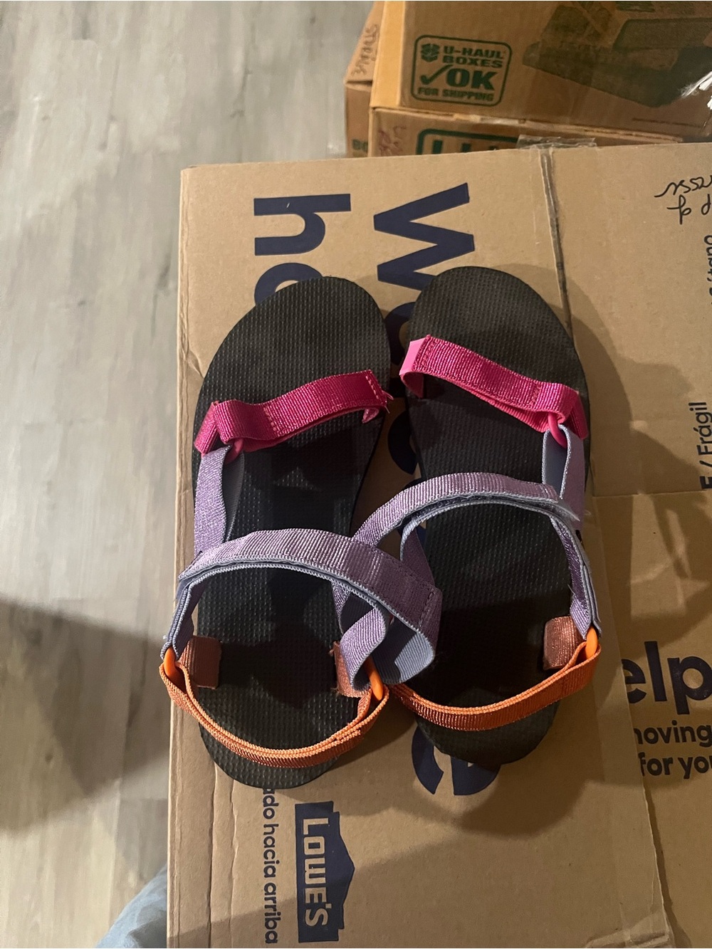 Teva Sandals Size 9, multicolor, practically new!